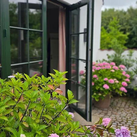 Luxury Guesthouse, 30 Min From Copenhagen Couette-café