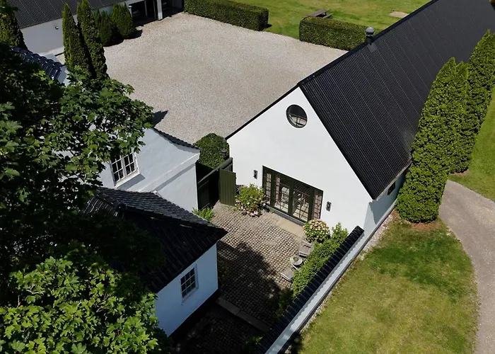 Bed & Breakfast Luxury Guesthouse, 30 Min From Copenhagen Stenlose